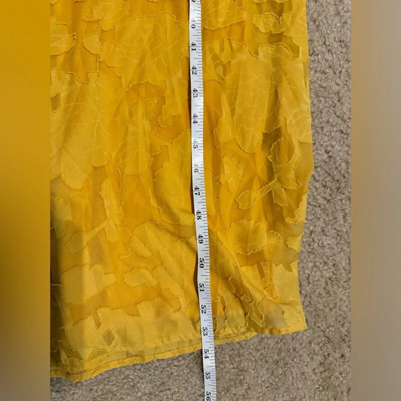 NWT Lulus Lovely Celebration Yellow Floral Burnout Chiffon Jumpsuit Size Large - Picture 15 of 15